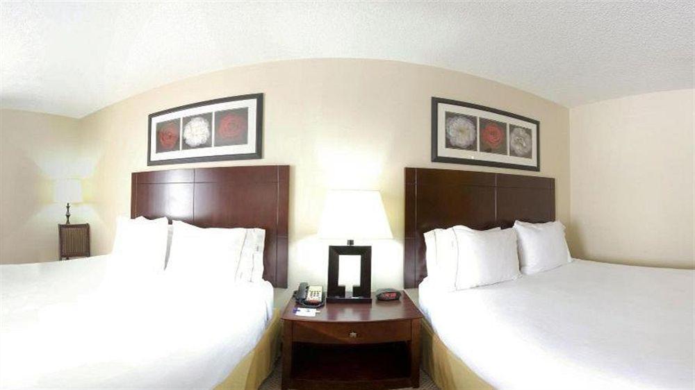 Holiday Inn Express Hotel & Suites Dickson, An Ihg Hotel Kültér fotó